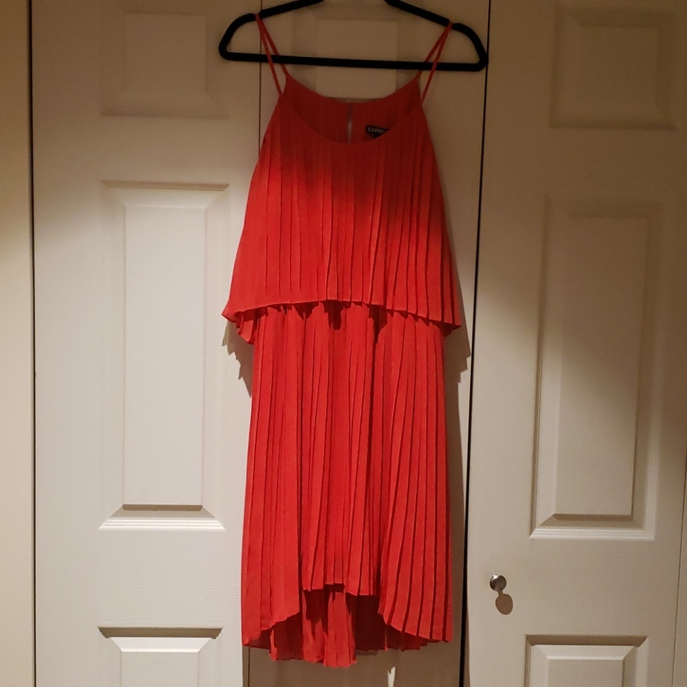 EXPRESS accordian pleated Coral Dress